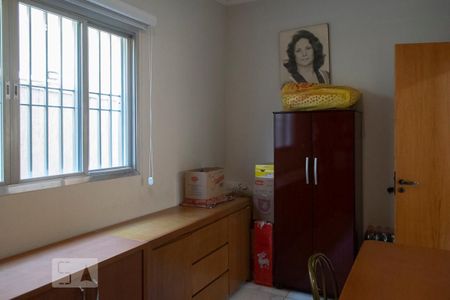 Casa à venda com 302m², 3 quartos e 6 vagasESCRITÓRIO