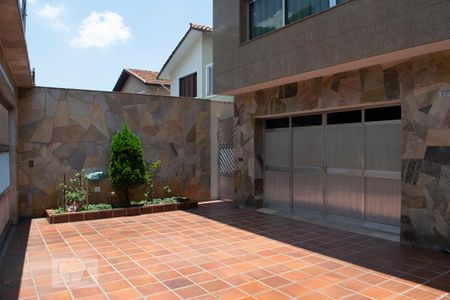 Casa à venda com 302m², 3 quartos e 6 vagasQUINTAL