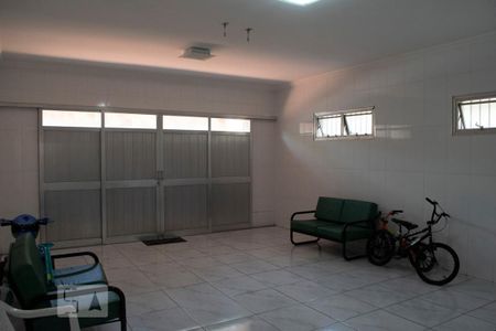Casa à venda com 302m², 3 quartos e 6 vagasGARAGEM