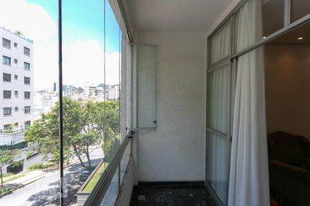 Varanda de apartamento à venda com 3 quartos, 114m² em Sion, Belo Horizonte