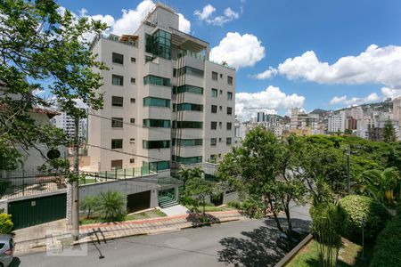 Vista de apartamento à venda com 3 quartos, 114m² em Sion, Belo Horizonte