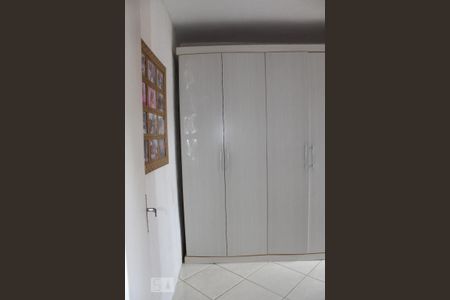 Casa à venda com 163m², 4 quartos e 2 vagasQuarto 1