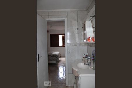 Casa à venda com 163m², 4 quartos e 2 vagasBanheiro Suite