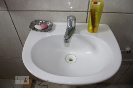 Casa à venda com 163m², 4 quartos e 2 vagasDetalhe banheiro 2