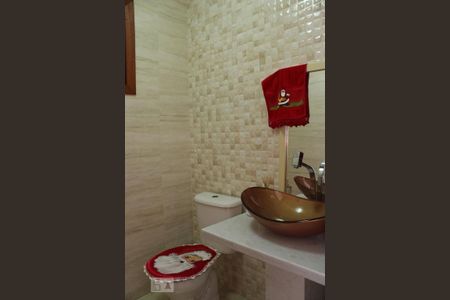 Casa à venda com 163m², 4 quartos e 2 vagasLavabo