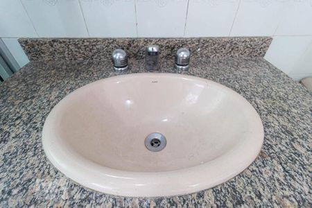 Casa para alugar com 80m², 2 quartos e sem vagaBanheiro 2