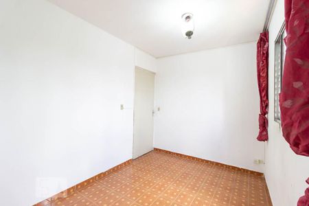 Quarto 1 de casa para alugar com 2 quartos, 80m² em Jardim Daysy, São Paulo