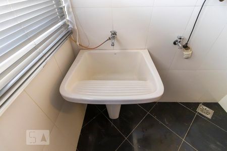 Apartamento à venda com 118m², 3 quartos e 1 vaga Apartamento à venda com 118m², 3 quartos e 1 vagaÁrea de serviço