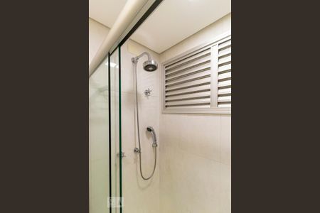 Apartamento à venda com 118m², 3 quartos e 1 vaga Apartamento à venda com 118m², 3 quartos e 1 vagaBanheiro social