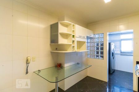 Apartamento à venda com 118m², 3 quartos e 1 vaga Apartamento à venda com 118m², 3 quartos e 1 vagaCozinha - Armários