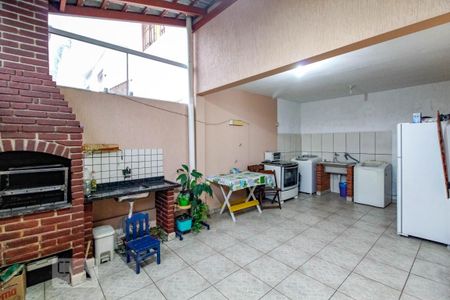 Casa à venda com 200m², 3 quartos e 4 vagas Casa à venda com 200m², 3 quartos e 4 vagasÁrea de Serviço e Churrasqueira