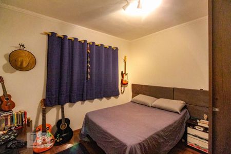 Casa à venda com 200m², 3 quartos e 4 vagas Casa à venda com 200m², 3 quartos e 4 vagasQuarto 2