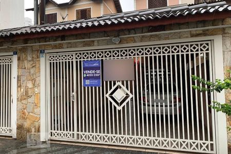 Casa à venda com 200m², 3 quartos e 4 vagasFachada