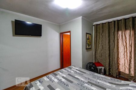 Casa à venda com 200m², 3 quartos e 4 vagas Casa à venda com 200m², 3 quartos e 4 vagasSuíte