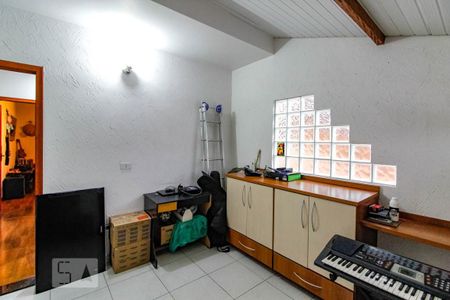 Casa à venda com 200m², 3 quartos e 4 vagas Casa à venda com 200m², 3 quartos e 4 vagasQuarto 3