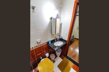 Casa à venda com 200m², 3 quartos e 4 vagas Casa à venda com 200m², 3 quartos e 4 vagasBanheiro da Suíte