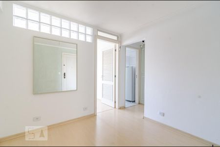 Sala de apartamento para alugar com 1 quarto, 35m² em Pinheiros, São Paulo
