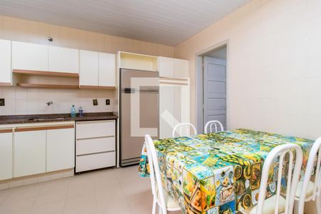 Cozinha de casa para alugar com 5 quartos, 212m² em Rebouças, Curitiba