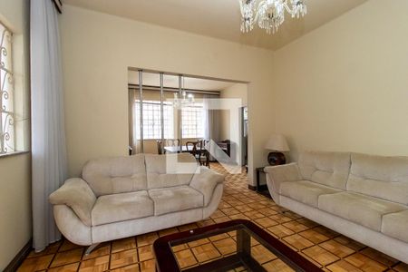 Casa para alugar com 212m², 5 quartos e 4 vagas Casa para alugar com 212m², 5 quartos e 4 vagasSala 1