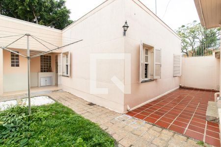 Casa para alugar com 212m², 5 quartos e 4 vagas Casa para alugar com 212m², 5 quartos e 4 vagasÁrea comum