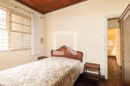 Casa para alugar com 212m², 5 quartos e 4 vagas Casa para alugar com 212m², 5 quartos e 4 vagasQuarto 1