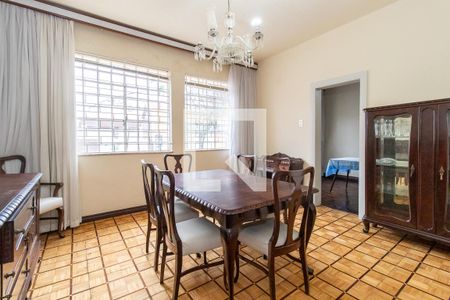 Casa para alugar com 212m², 5 quartos e 4 vagas Casa para alugar com 212m², 5 quartos e 4 vagasSala de Estar