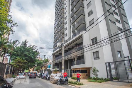 Apartamento para alugar com 72m², 2 quartos e 1 vagaFachada
