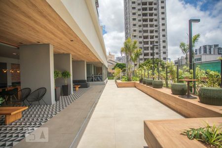 Apartamento para alugar com 72m², 2 quartos e 1 vagaÁrea comum