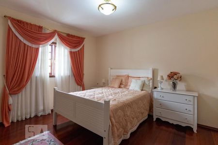 Casa à venda com 350m², 4 quartos e 8 vagas Casa à venda com 350m², 4 quartos e 8 vagasSuíte 3