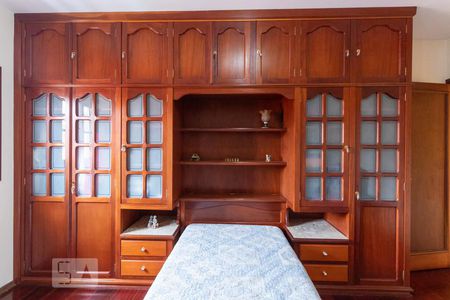 Suíte 1 de casa à venda com 4 quartos, 350m² em Jardim Sao Caetano, São Caetano do Sul