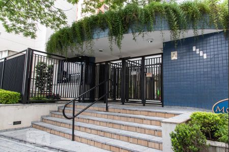 Apartamento à venda com 50m², 1 quarto e 2 vagasEntrada