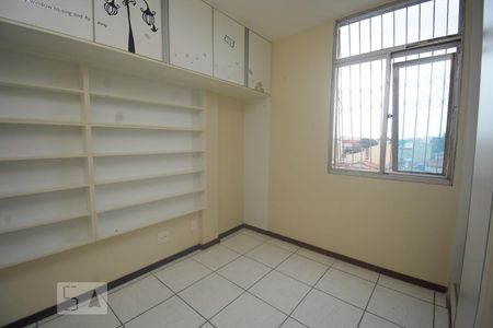 Quarto 2 de apartamento para alugar com 2 quartos, 64m² em Guará I, Brasília