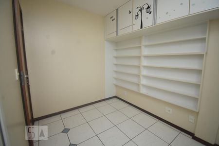 Quarto 2 de apartamento para alugar com 2 quartos, 64m² em Guará I, Brasília