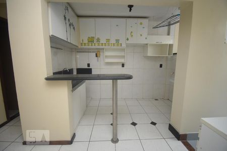 Apartamento para alugar com 64m², 2 quartos e 1 vagaCozinha