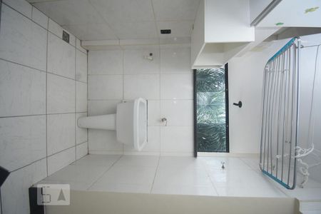 Apartamento para alugar com 64m², 2 quartos e 1 vagaÁrea de Serviço