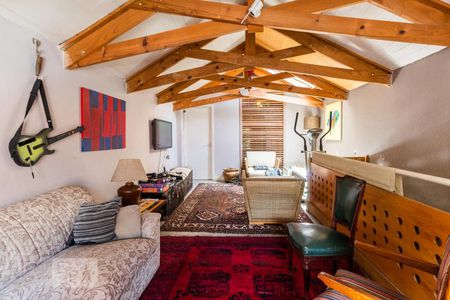 Casa de condomínio à venda com 254m², 3 quartos e 1 vaga Casa de condomínio à venda com 254m², 3 quartos e 1 vagaSala/quarto