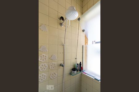 Casa de condomínio à venda com 254m², 3 quartos e 1 vaga Casa de condomínio à venda com 254m², 3 quartos e 1 vagaBanheiro