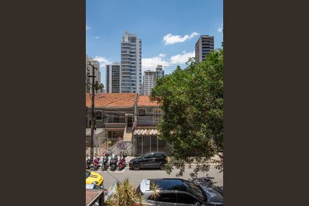 Casa de condomínio à venda com 254m², 3 quartos e 1 vaga Casa de condomínio à venda com 254m², 3 quartos e 1 vagaVista