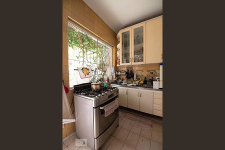 Casa de condomínio à venda com 254m², 3 quartos e 1 vaga Casa de condomínio à venda com 254m², 3 quartos e 1 vagaCozinha