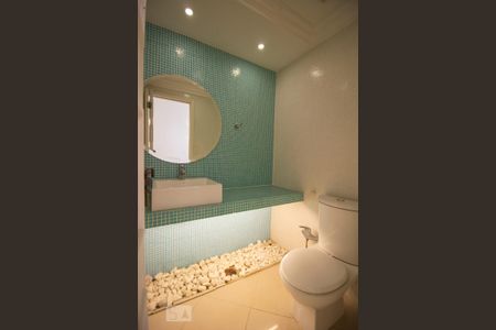 Casa à venda com 1140m², 8 quartos e 8 vagasLavabo 2