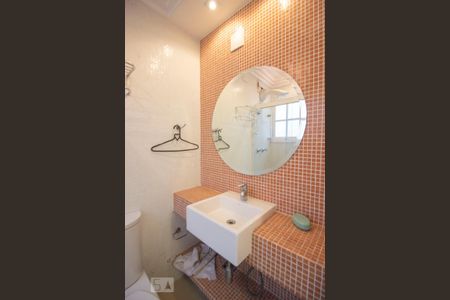 Casa à venda com 1140m², 8 quartos e 8 vagasBanheiro da Suíte 1