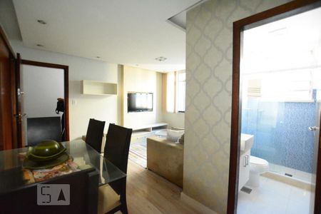 Sala de apartamento à venda com 2 quartos, 60m² em Irajá, Rio de Janeiro