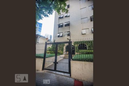 Apartamento para alugar com 65m², 2 quartos e 1 vaga Apartamento para alugar com 65m², 2 quartos e 1 vagaFachada
