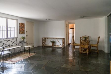 Apartamento para alugar com 65m², 2 quartos e 1 vaga Apartamento para alugar com 65m², 2 quartos e 1 vagaÁrea comum - Salão de festas