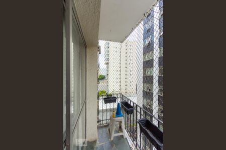 Apartamento para alugar com 65m², 2 quartos e 1 vaga Apartamento para alugar com 65m², 2 quartos e 1 vagaVaranda da Sala