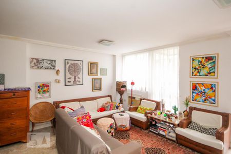 Sala de apartamento à venda com 2 quartos, 130m² em Copacabana, Rio de Janeiro