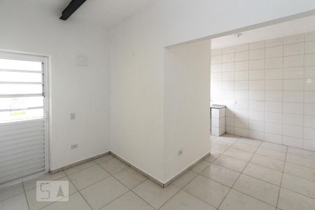 Sala de Casa com 1 quarto, 32m² Cidade Sao Mateus