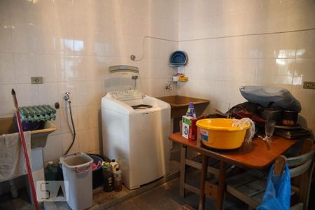 Casa à venda com 472m², 4 quartos e 2 vagasLavanderia