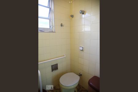 Casa à venda com 472m², 4 quartos e 2 vagasBanheiro 1