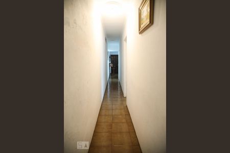 Casa à venda com 472m², 4 quartos e 2 vagasCorredor 1